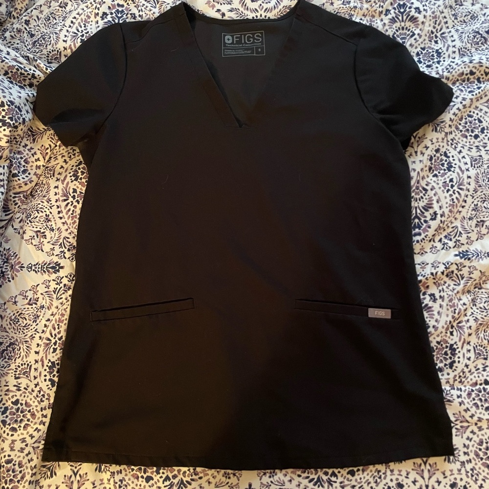 Figs Scrub Top